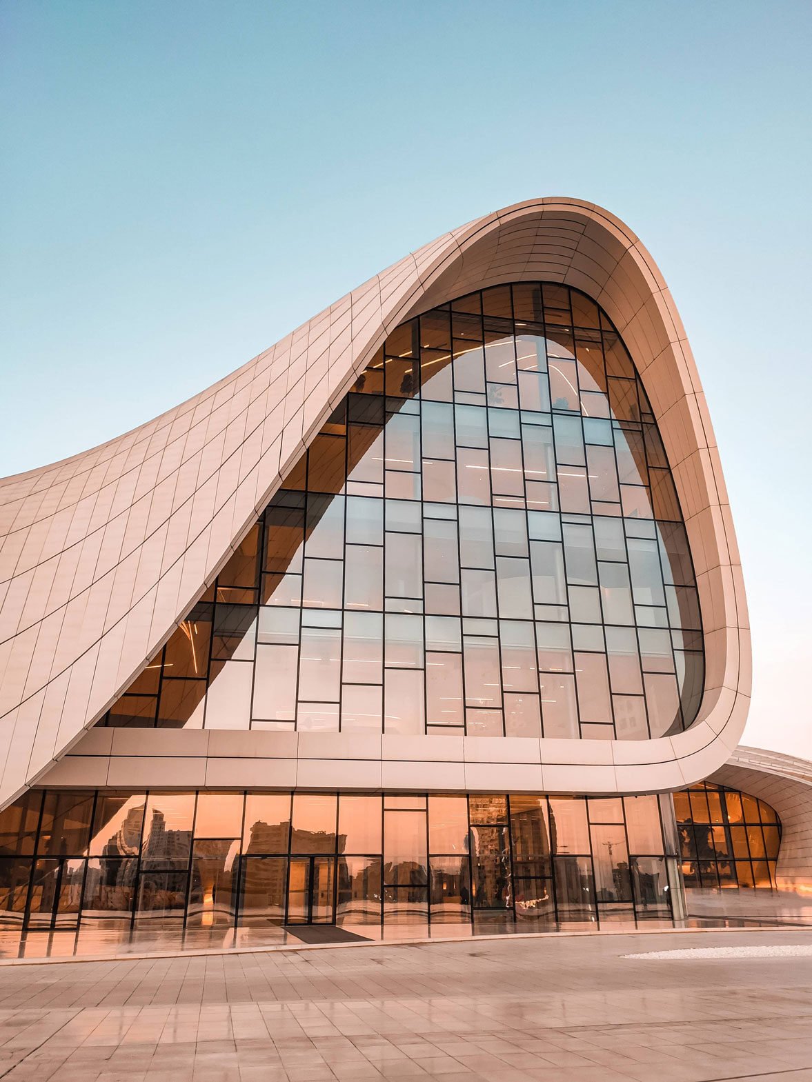 Modern-building.848471