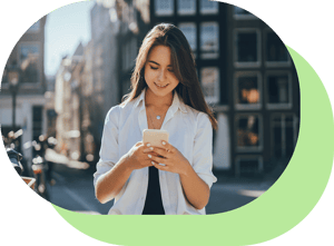 Woman_Phone_Tea_Green
