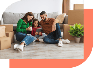 People_Family_Tablet_Coral_AdobeStock_470829740