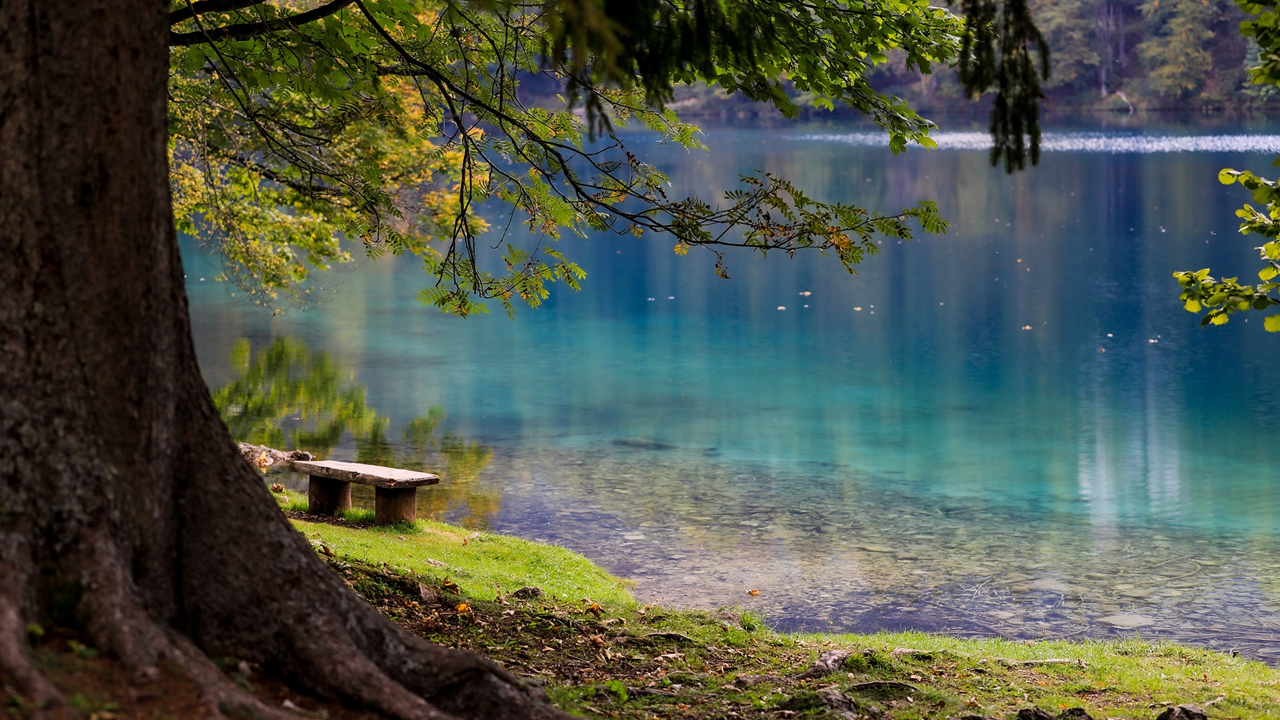 lake-inverted